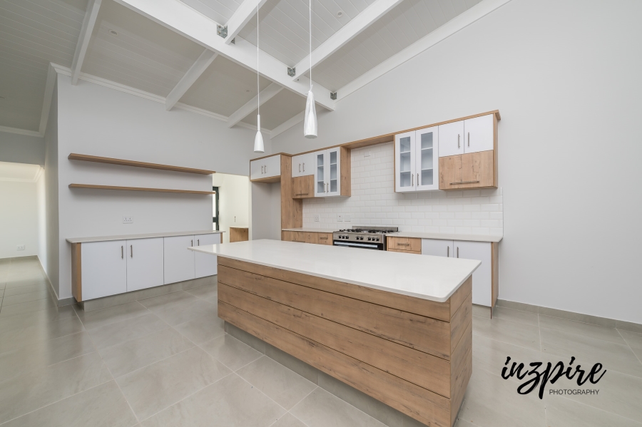 To Let 3 Bedroom Property for Rent in Dana Bay Western Cape